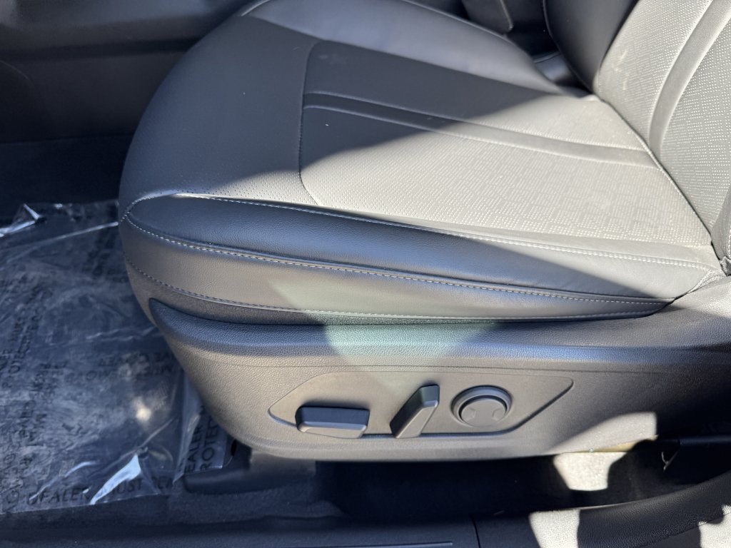 Used 2023 Kia Sorento SX FWD image 31