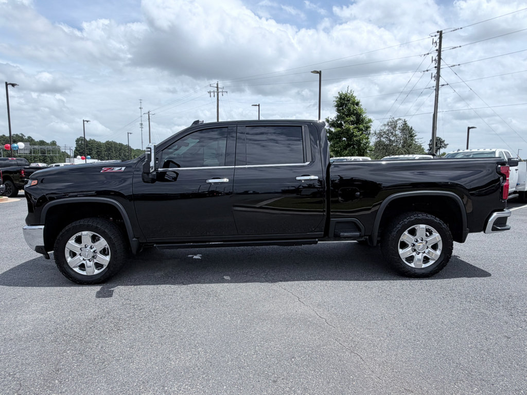 Used 2024 Chevrolet Silverado 2500 LTZ w/ LTZ Premium Texas Edition AWD/4WD image 5