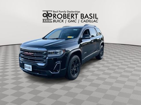 Used 2022 GMC Acadia AT4 w/ Technology Package AWD/4WD image 4