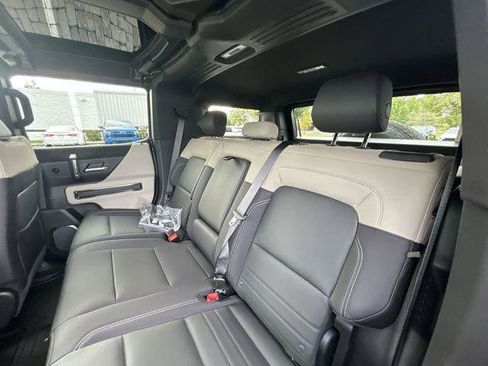 New 2026 GMC Hummer EV SUV image 39