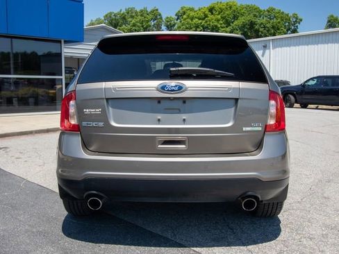 Used 2012 Ford Edge SEL FWD image 17