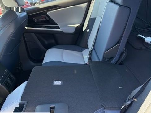 Certified 2025 Subaru Solterra Limited image 29