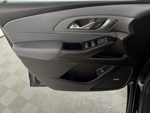 Used 2019 Chevrolet Traverse Premier w/ Driver Confidence II Package image 10