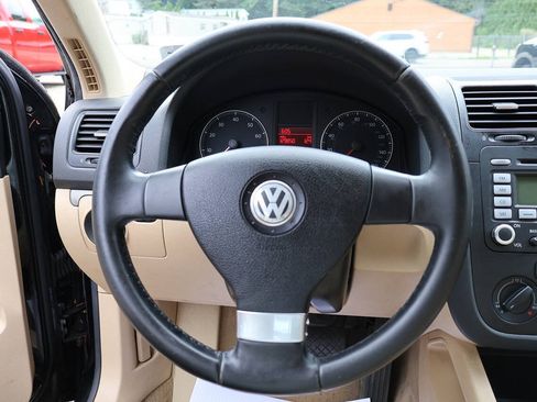 Used 2008 Volkswagen Jetta SE FWD image 26