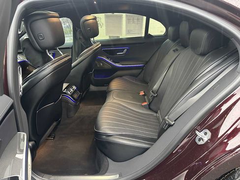 Used 2024 Mercedes-Benz S 500 S 500 image 15