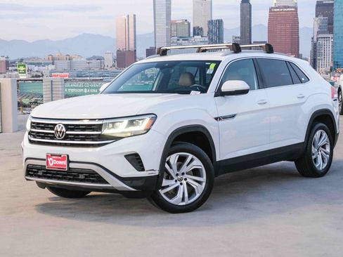 Used 2020 Volkswagen Atlas Cross Sport SEL FWD image 1