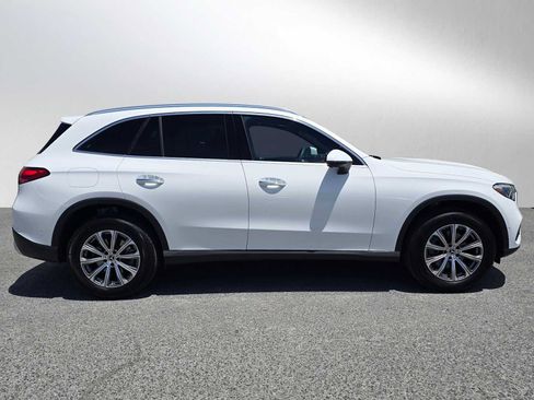 Used 2026 Mercedes-Benz GLC 300 4MATIC image 2