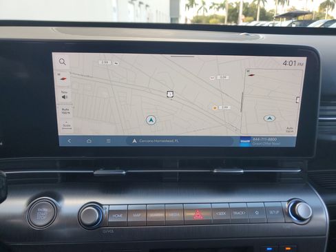 Used 2024 Hyundai Kona Limited image 10