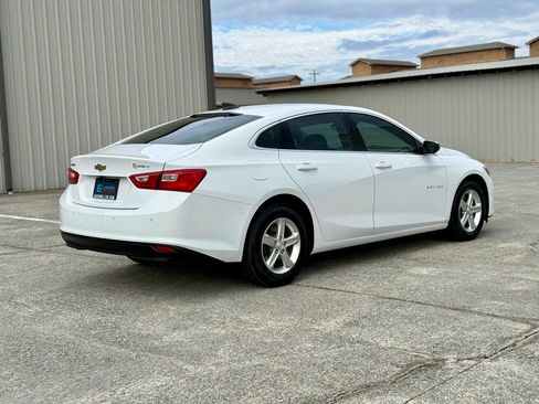 Used 2021 Chevrolet Malibu LS w/ Driver Confidence Package II FWD image 4