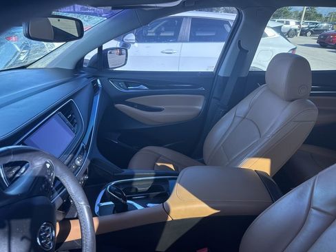 Used 2019 Buick Enclave Premium w/ Experience Buick Package FWD image 10