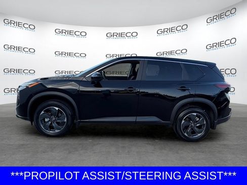 Certified 2026 Nissan Rogue SV FWD image 4