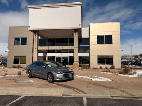 Used 2023 Chevrolet Malibu LT FWD image 1