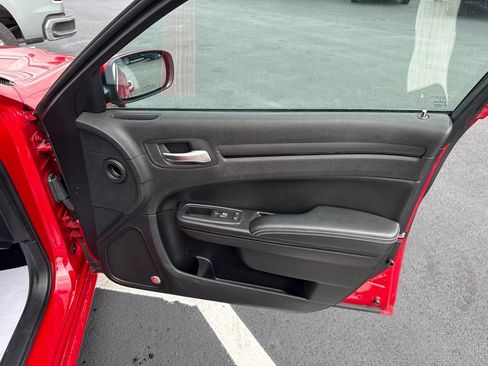 Used 2015 Chrysler 300 S RWD image 13