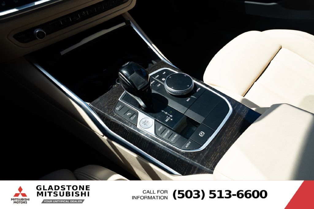 Used 2020 BMW 330i Sedan w/ Convenience Package RWD image 17