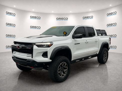 Certified 2024 Chevrolet Colorado ZR2 w/ ZR2 Convenience Package III AWD/4WD image 3