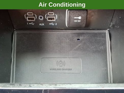 Used 2024 Jeep Grand Cherokee Altitude AWD/4WD image 21