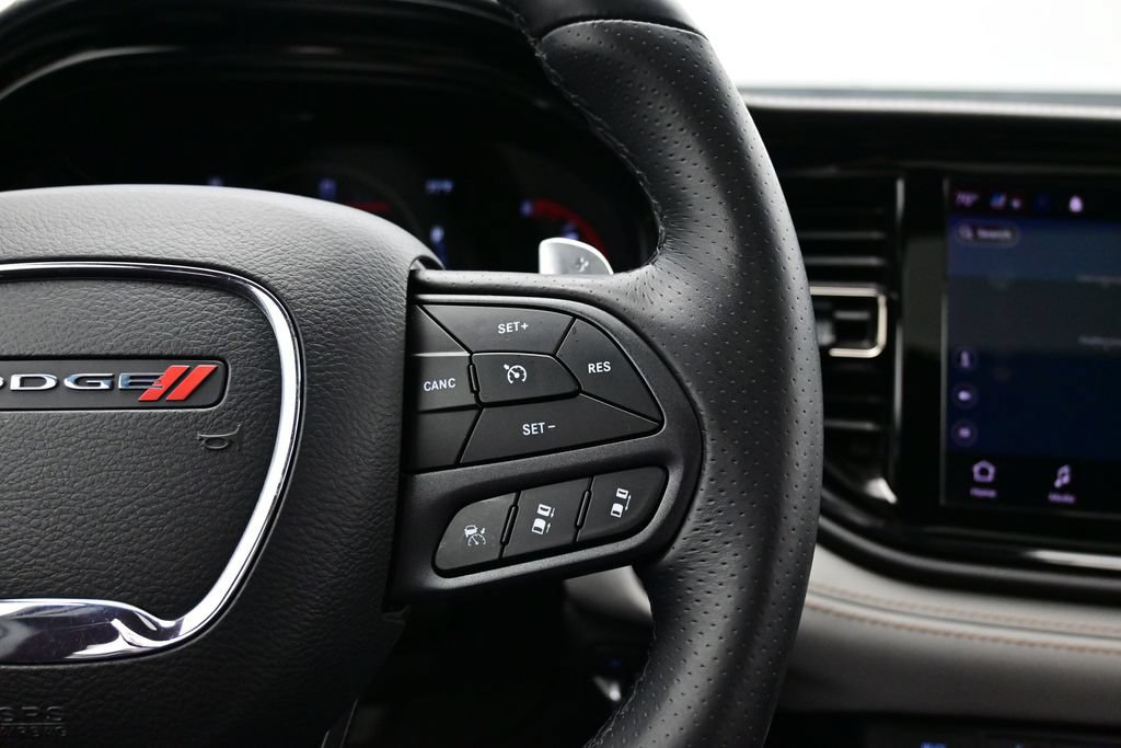 Used 2022 Dodge Durango R/T w/ Tow 'N Go Package AWD/4WD image 48