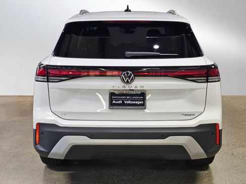 New 2026 Volkswagen Tiguan SE AWD/4WD image 6