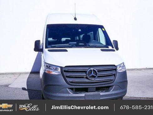 Used 2025 Mercedes-Benz Sprinter 2500 image 1