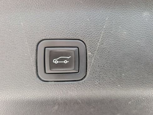 Certified 2024 GMC Yukon XL Denali AWD/4WD image 14