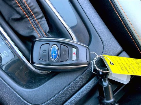 Used 2017 Subaru Crosstrek 2.0i Limited image 15