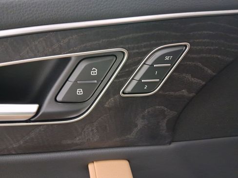 New 2025 Audi Q8 Premium image 12