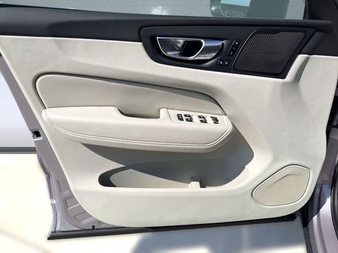 New 2026 Volvo XC60 B5 Ultra w/ Climate Package AWD/4WD image 19