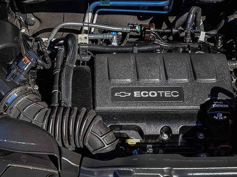 Used 2017 Chevrolet Trax Premier image 28