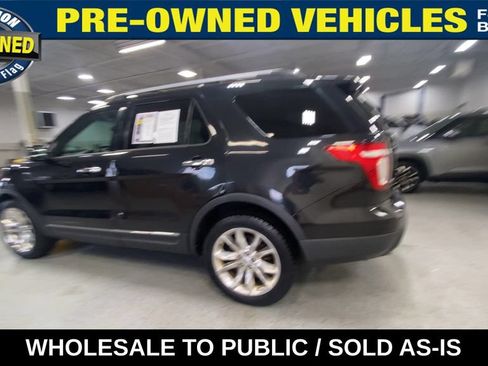 Used 2014 Ford Explorer XLT w/ Equipment Group 202A AWD/4WD image 6