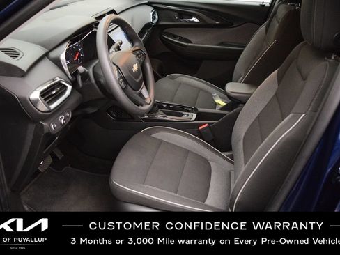 Used 2023 Chevrolet TrailBlazer LT w/ Convenience Package FWD image 10