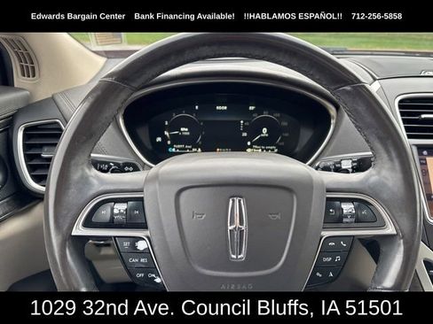 Used 2019 Lincoln Nautilus Reserve image 21