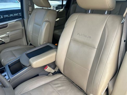 Used 2011 Nissan Armada Platinum AWD/4WD image 14