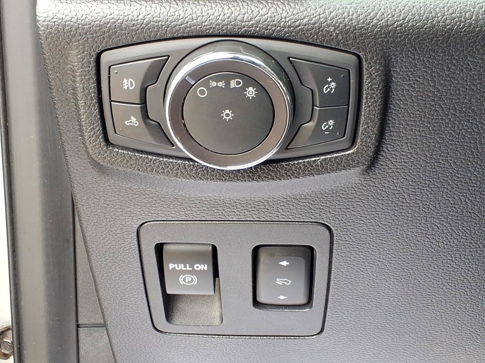 Used 2019 Ford F150 XLT w/ Equipment Group 302A Luxury AWD/4WD image 16