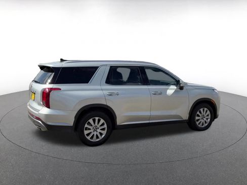 Used 2025 Hyundai Palisade SEL FWD image 12
