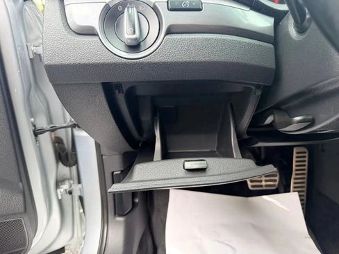 Used 2017 Volkswagen Passat 1.8T R-Line FWD image 33