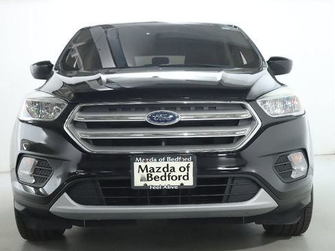 Used 2019 Ford Escape SE FWD image 5
