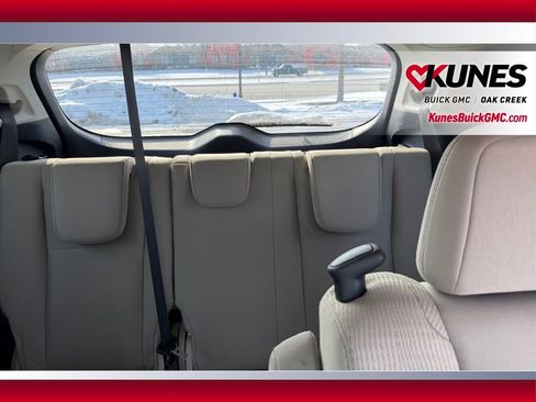 Used 2024 Subaru Ascent Premium w/ Convenience Package image 9