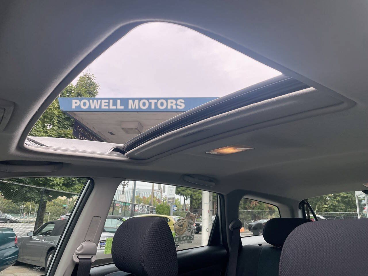 Used 2005 Toyota Matrix XR FWD image 13