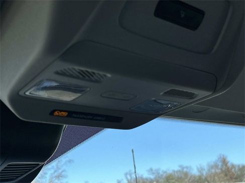 New 2025 Ford Transit 250 148 Medium Roof image 32