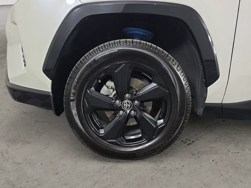 Used 2021 Toyota RAV4 XSE AWD/4WD image 9