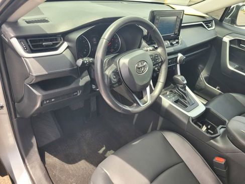 Used 2022 Toyota RAV4 XLE Premium FWD image 12