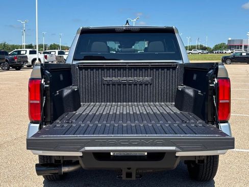New 2026 Toyota Tacoma SR5 RWD image 7