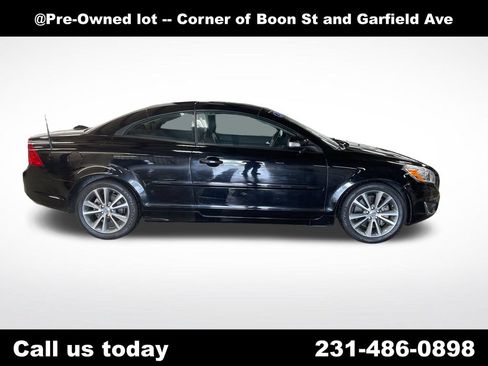 Used 2013 Volvo C70 T5 FWD image 6
