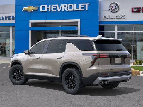 New 2026 Chevrolet Traverse Z71 w/ Enhanced Driving Package image 3