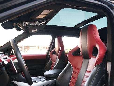 Used 2017 Land Rover Range Rover Sport SVR image 25