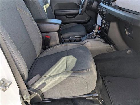 Used 2024 Jeep Wrangler Sport S image 20