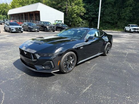 New 2026 Ford Mustang GT RWD image 7