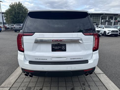 Used 2023 GMC Yukon Denali AWD/4WD image 6