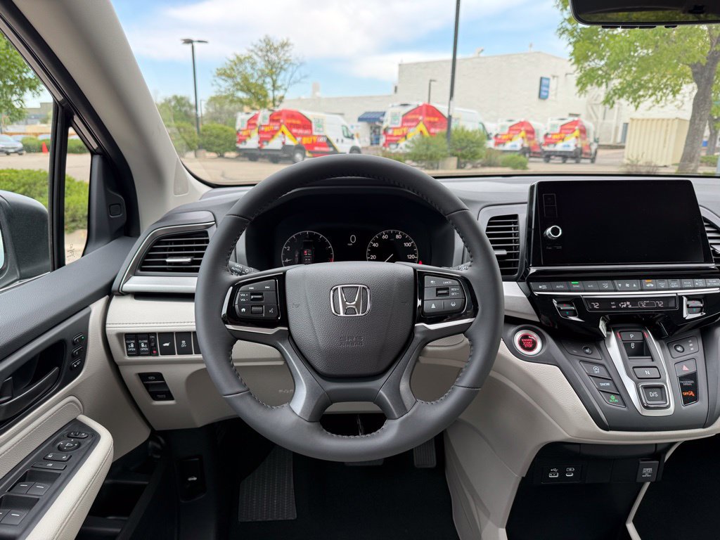 New 2026 Honda Odyssey EX-L image 3