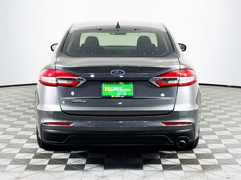 Used 2020 Ford Fusion SE FWD image 8